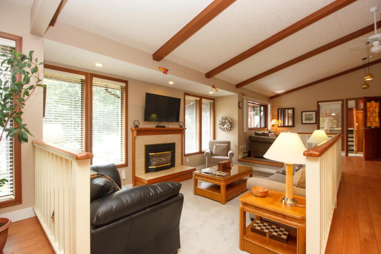 הוילה North Saanich Coles Bay Vacation Retreat מראה חיצוני תמונה