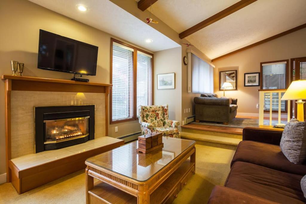 הוילה North Saanich Coles Bay Vacation Retreat מראה חיצוני תמונה